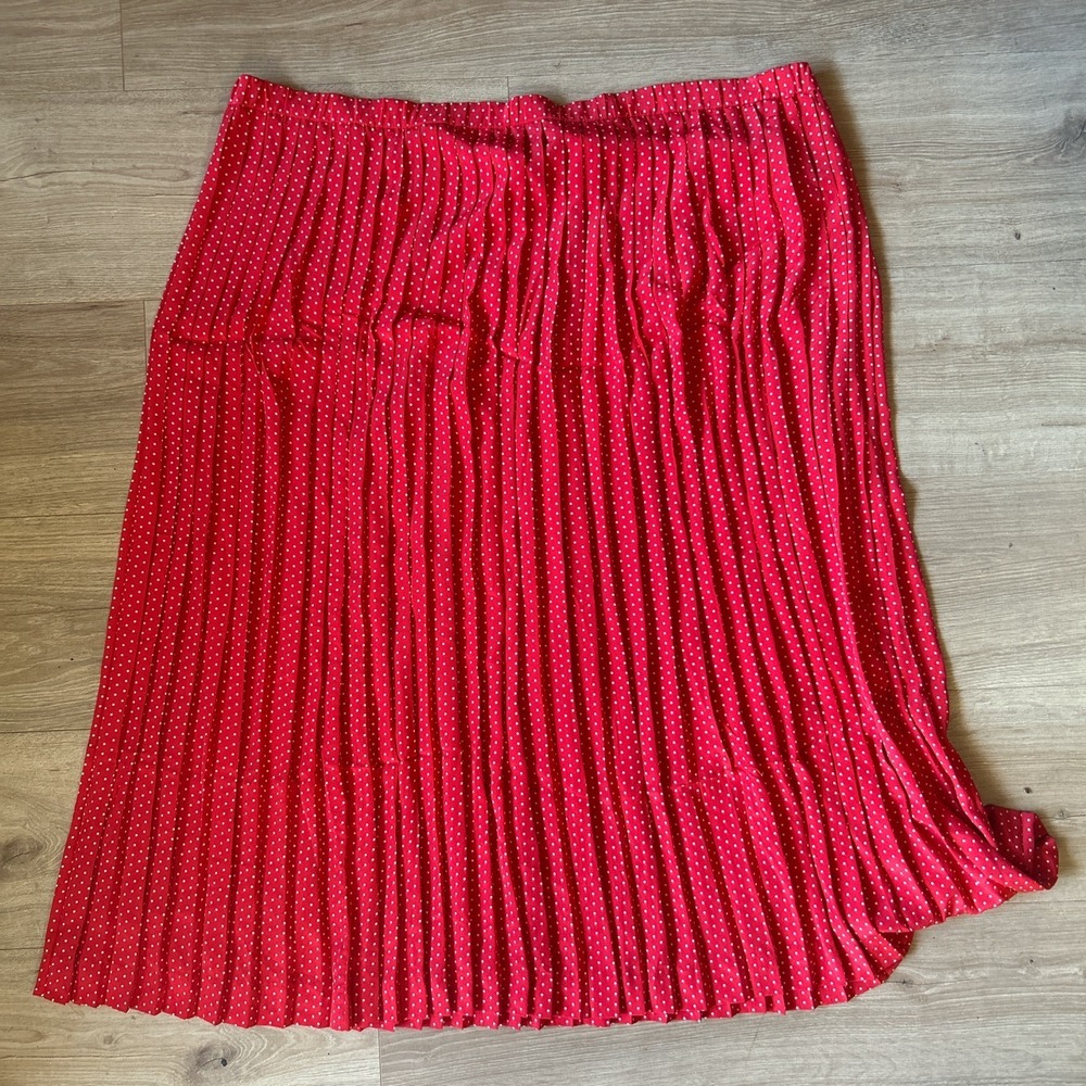 Evan-Picone Woman Red Polka Dot‎ Pleated Midi Skirt